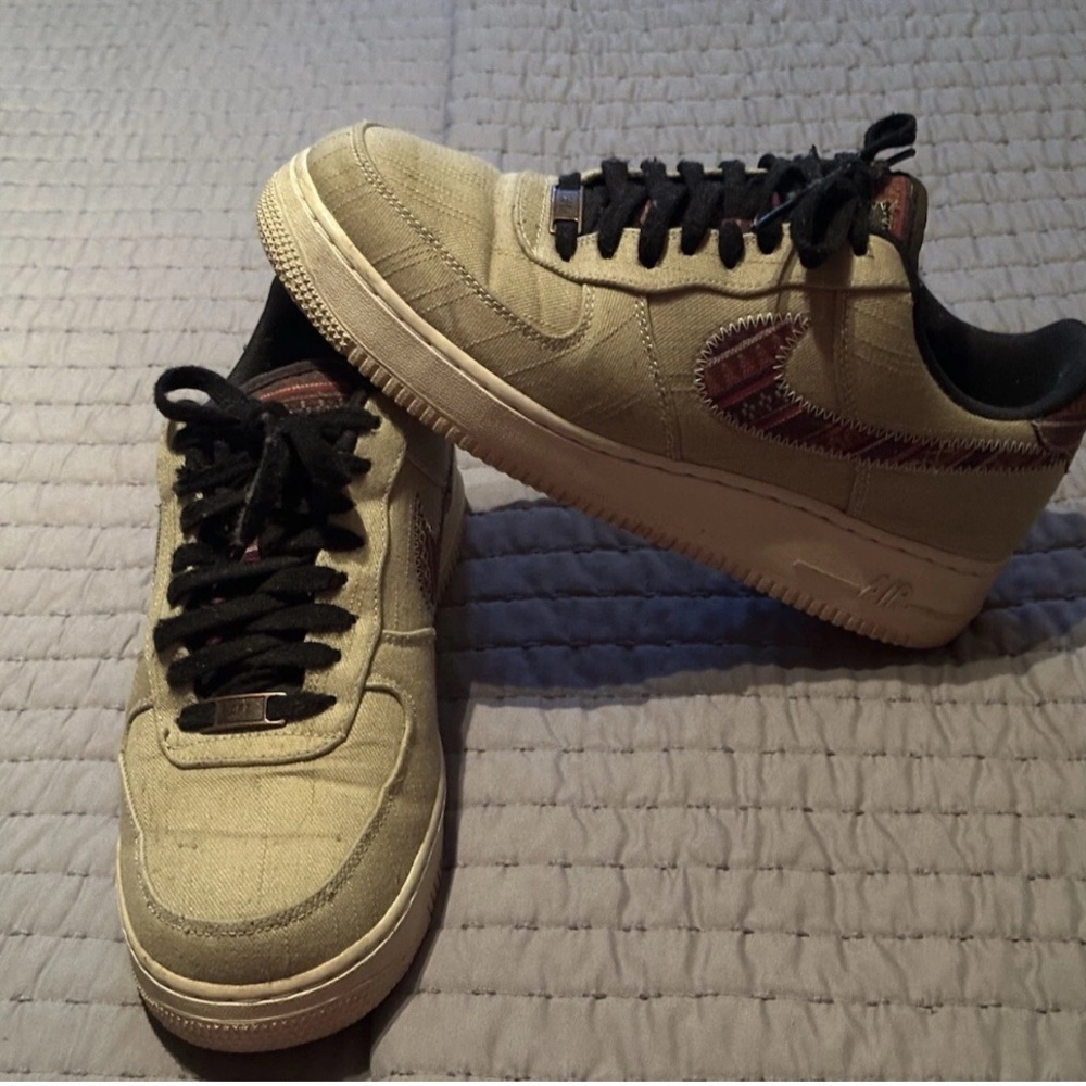 Nike Air Force 1’07 LV Fashion Sneakers Khaki Color